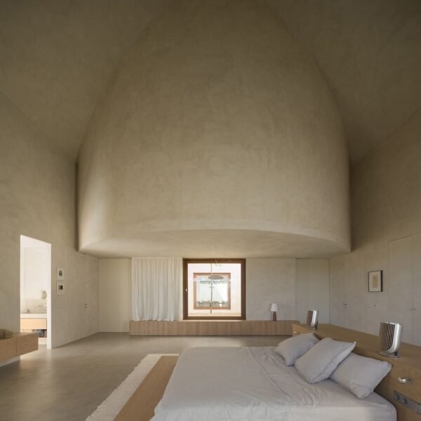 Atelier Matteo Arnone + Falcão Tuan Arquitectos + Core Concept - Casa para dos Dj (Federico Cairoli)