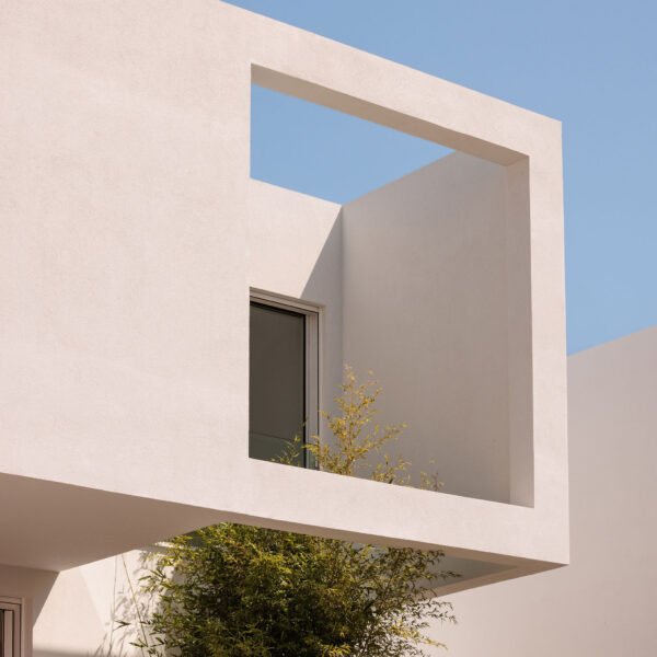 João Tiago Aguiar - 2 Casas Sassoeiros RO (Francisco Nogueira)