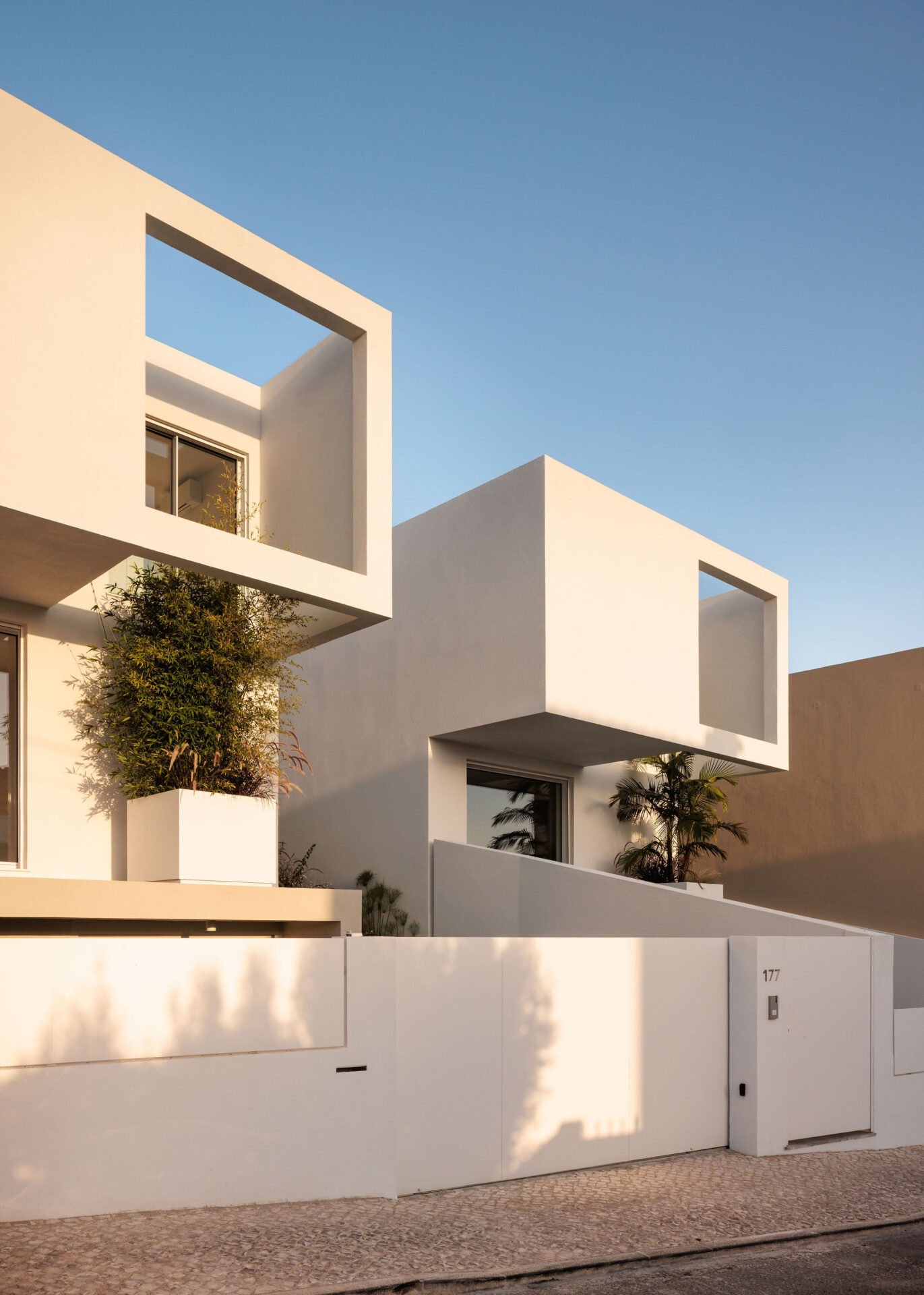 João Tiago Aguiar - 2 Casas Sassoeiros RO (Francisco Nogueira)