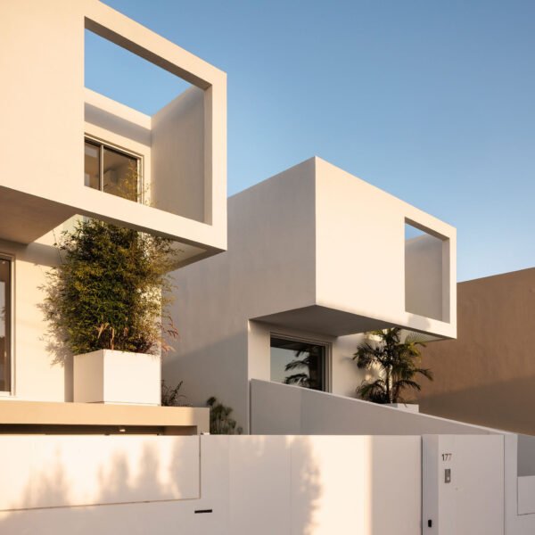 João Tiago Aguiar - 2 Casas Sassoeiros RO (Francisco Nogueira)