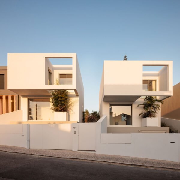 João Tiago Aguiar - 2 Casas Sassoeiros RO (Francisco Nogueira)