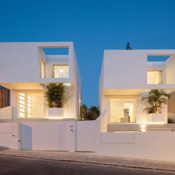 João Tiago Aguiar - 2 Casas Sassoeiros RO (Francisco Nogueira)