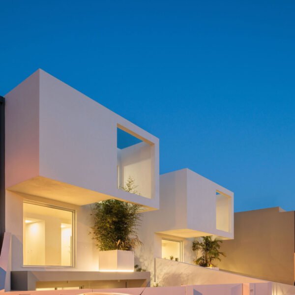 João Tiago Aguiar - 2 Casas Sassoeiros RO (Francisco Nogueira)