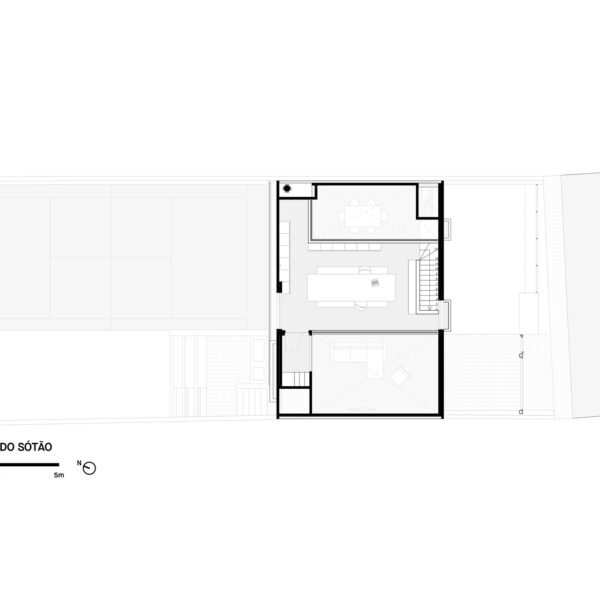 Plano de casa plateaia diseñada por Nommo Arquitetos