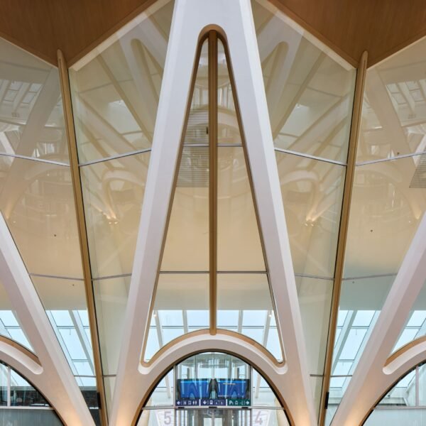 Santiago Calatrava - Estación ferroviaria de Mons (Oliver Schuh )