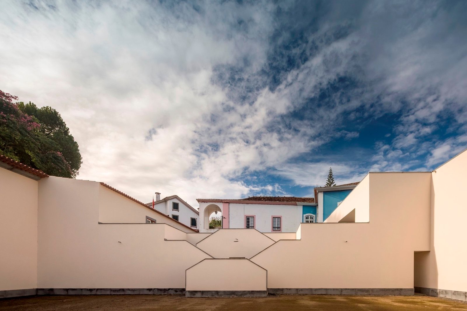 Álvaro Siza - Centro de interpretación Angra do Heroismo (Fernando Guerra)