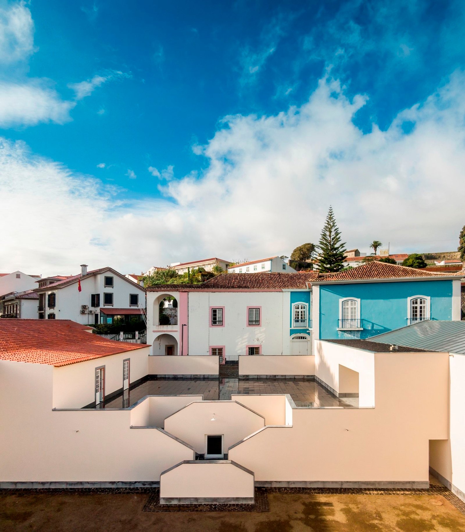 Álvaro Siza - Centro de interpretación Angra do Heroismo (Fernando Guerra)