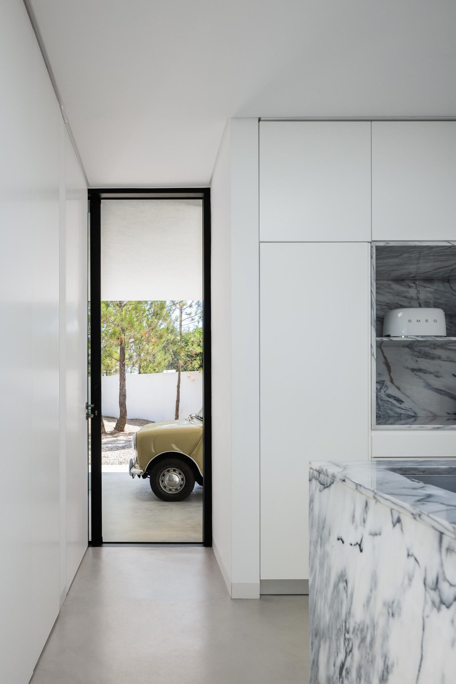 Atelier NMDARQ - Casa DR (Ivo Tavares Studio)