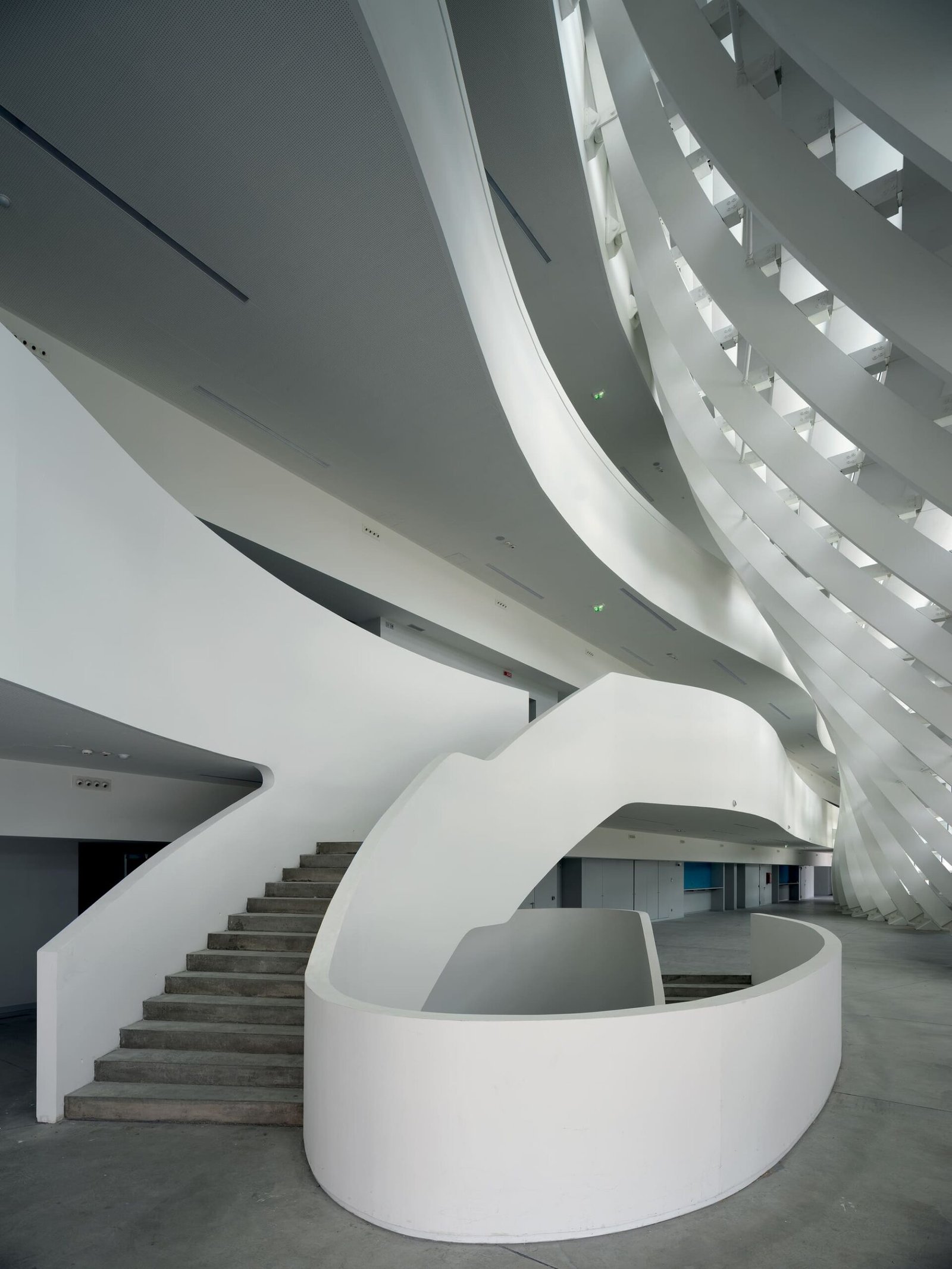 Mario Cucinella Architects - Valle d’Aosta Universidad Campus (Duccio Malagamba)