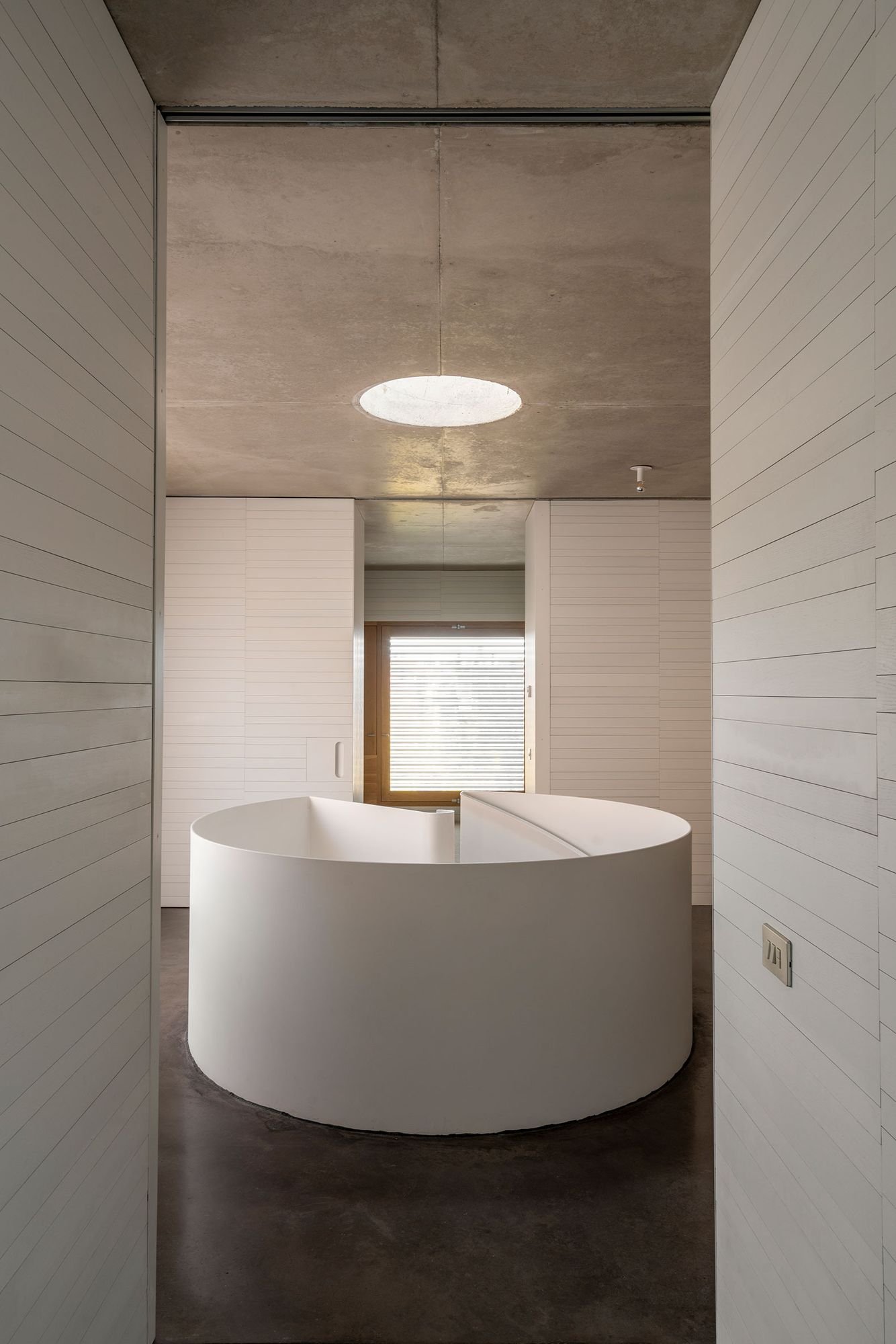 Tuñón y Albornoz - Casa blanca (Luis Asín)