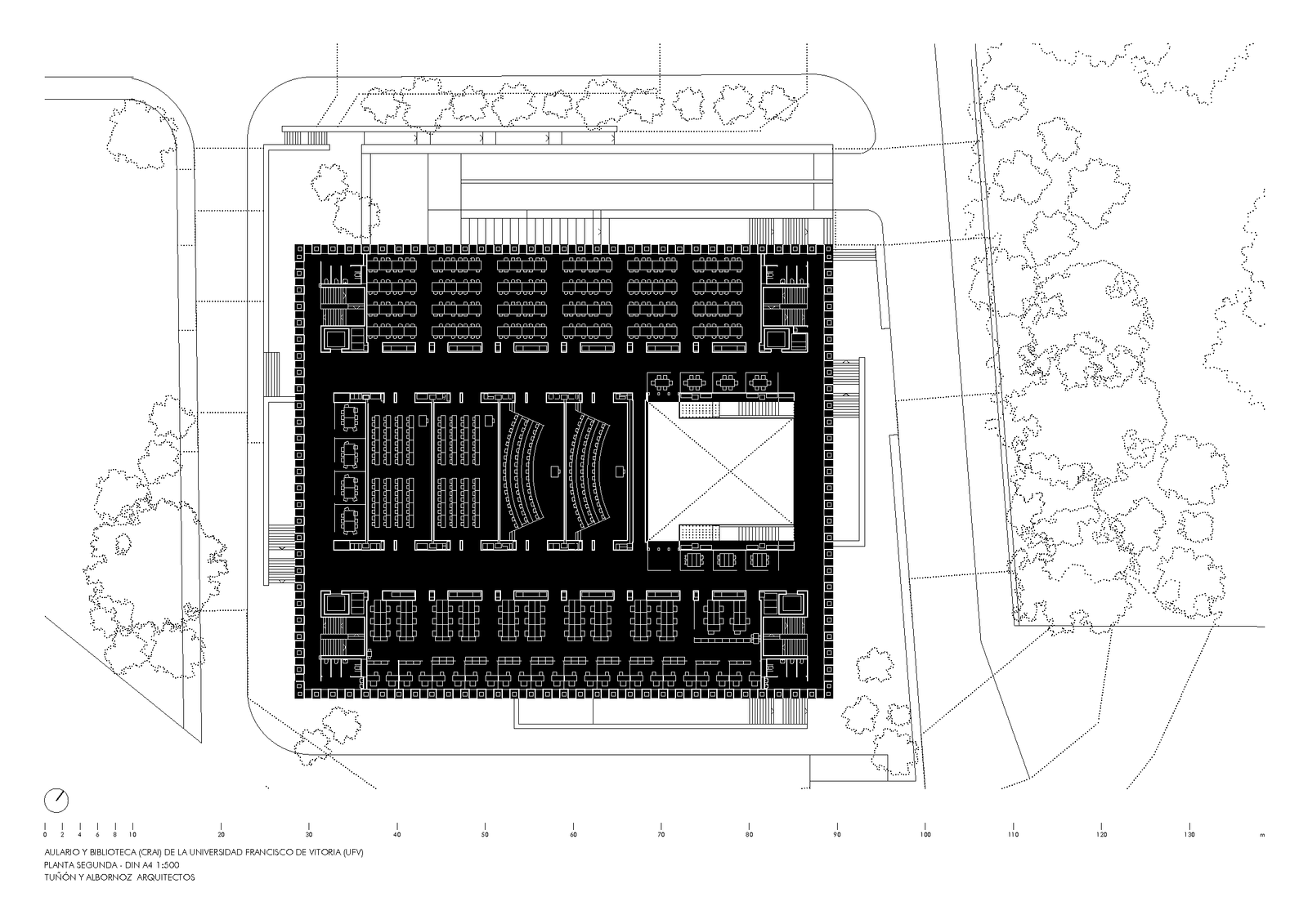 Edificio de ladrillo en la UFV | Tuñón y Albornoz Arquitectos (Luis Asín)