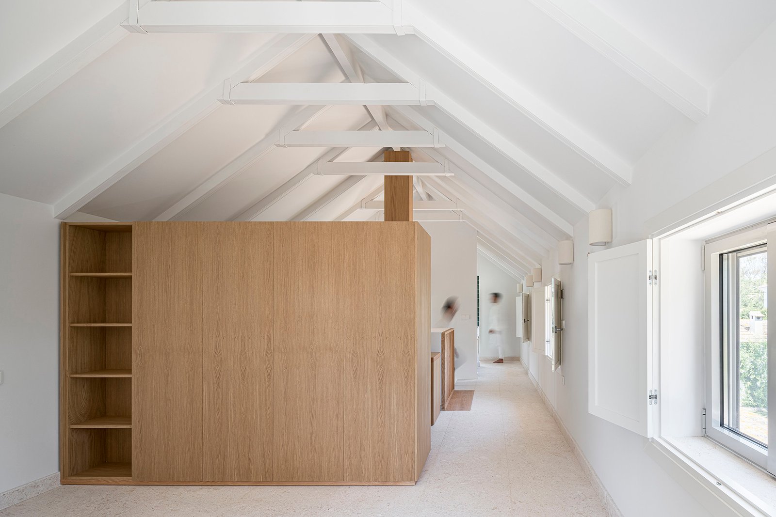 Casa de invitados de Villa Jara. Rehabilitación de un antiguo establo.