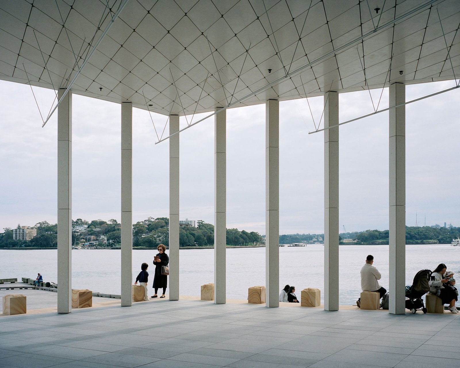 Besley_Spresser_Pabellón_muelle_Rory_Gardiner_AeB (26)