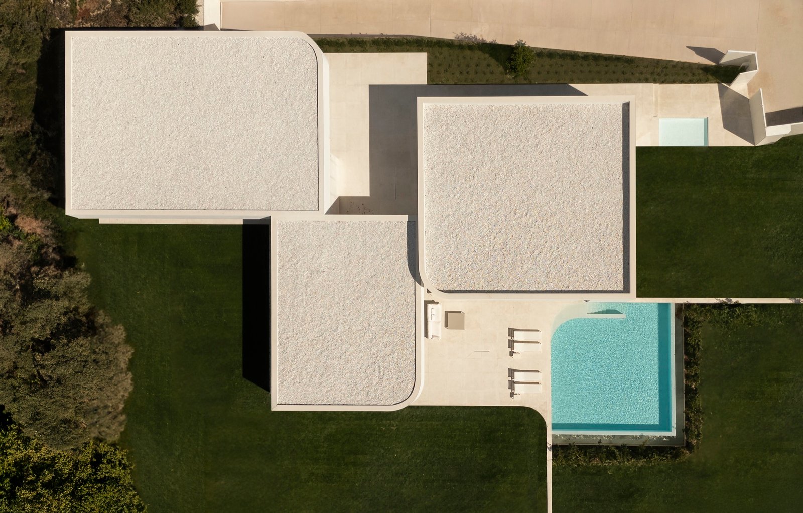 Fran Silvestre Arquitectos - Villa 18 en La Moraleja (Fernando Guerra)