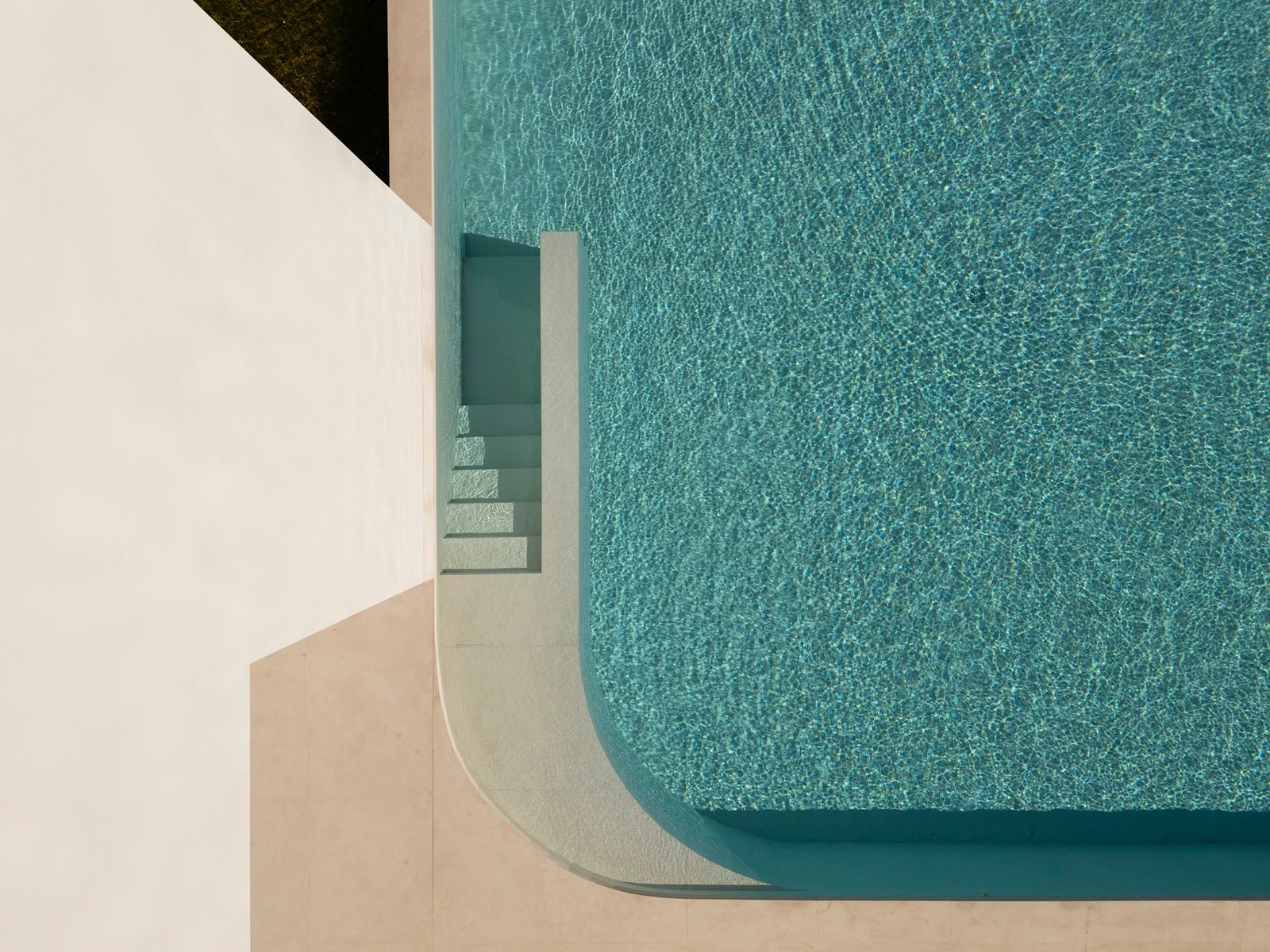 Fran Silvestre Arquitectos - Villa 18 en La Moraleja (Fernando Guerra)