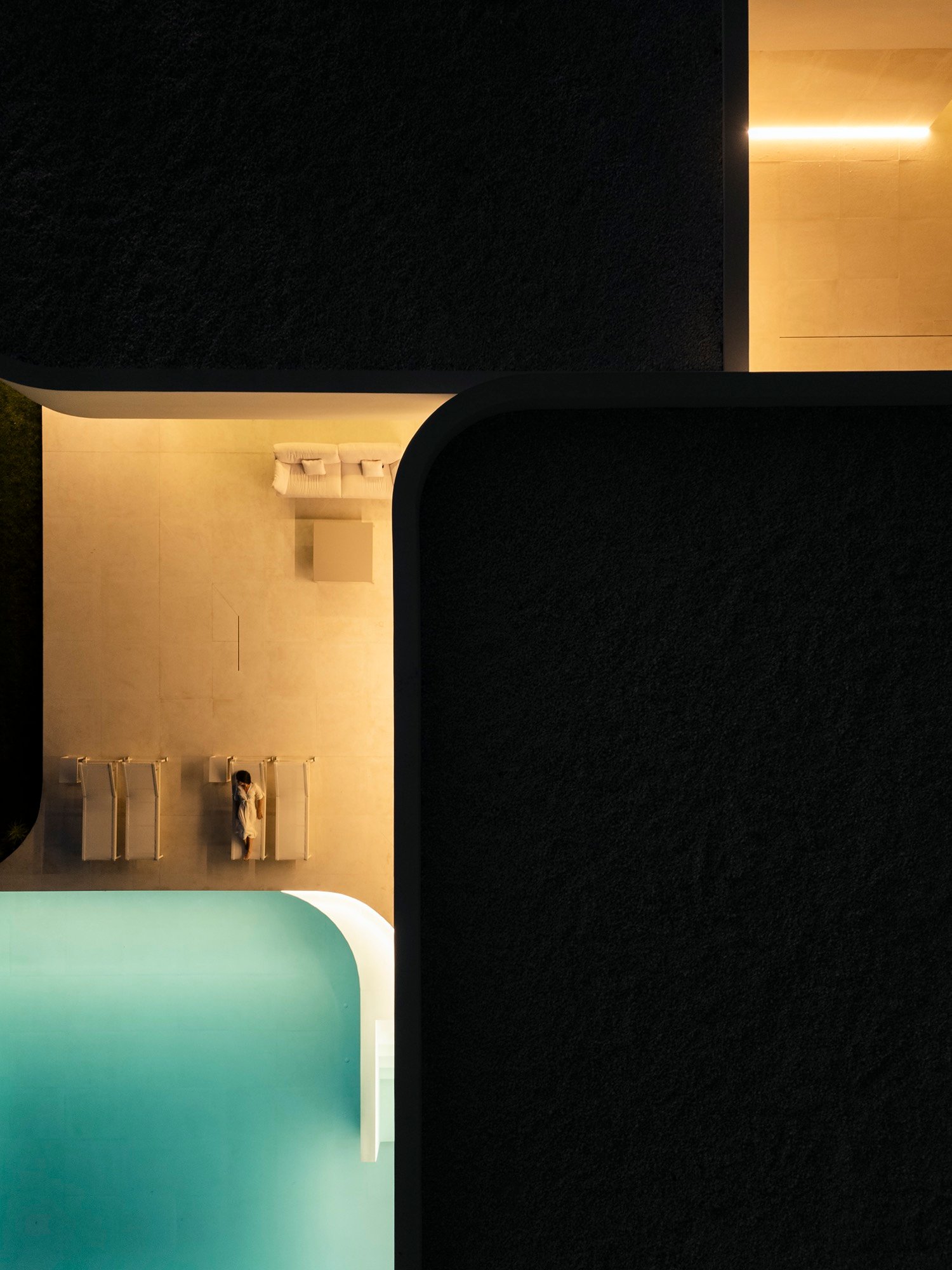 Fran Silvestre Arquitectos - Villa 18 en La Moraleja (Fernando Guerra)