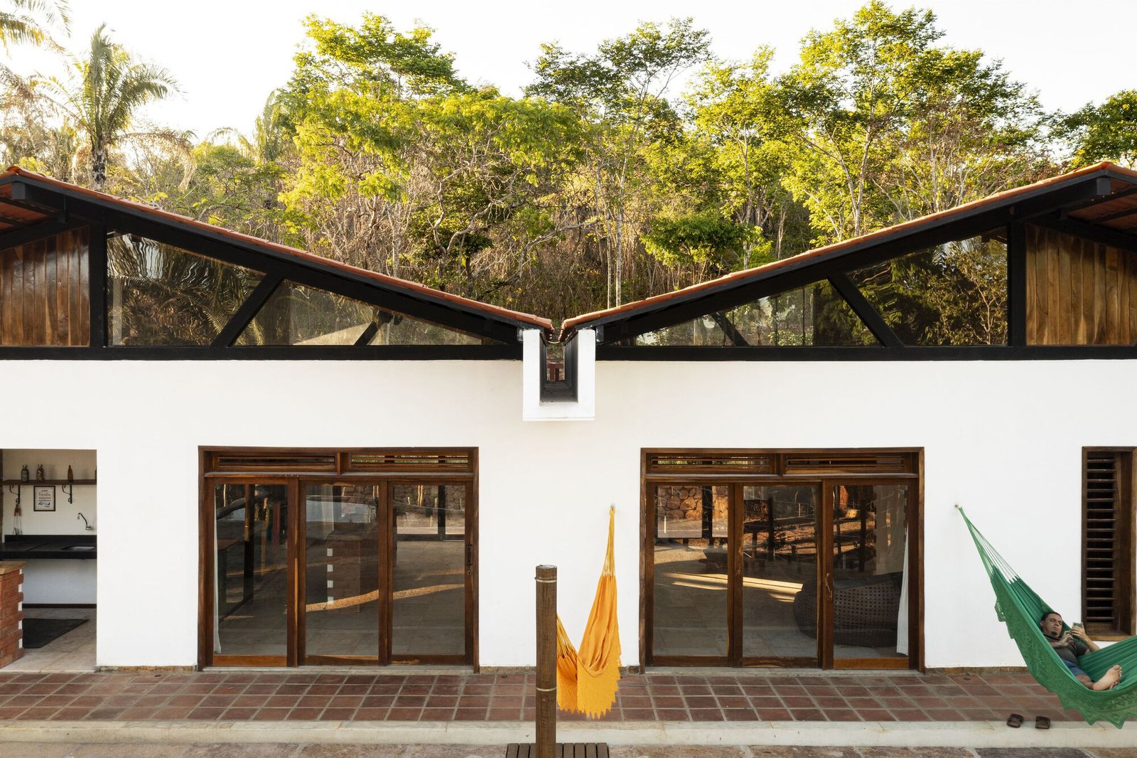 Lins Arquitetos Associados Casa Arajara Joana França AeB (31)