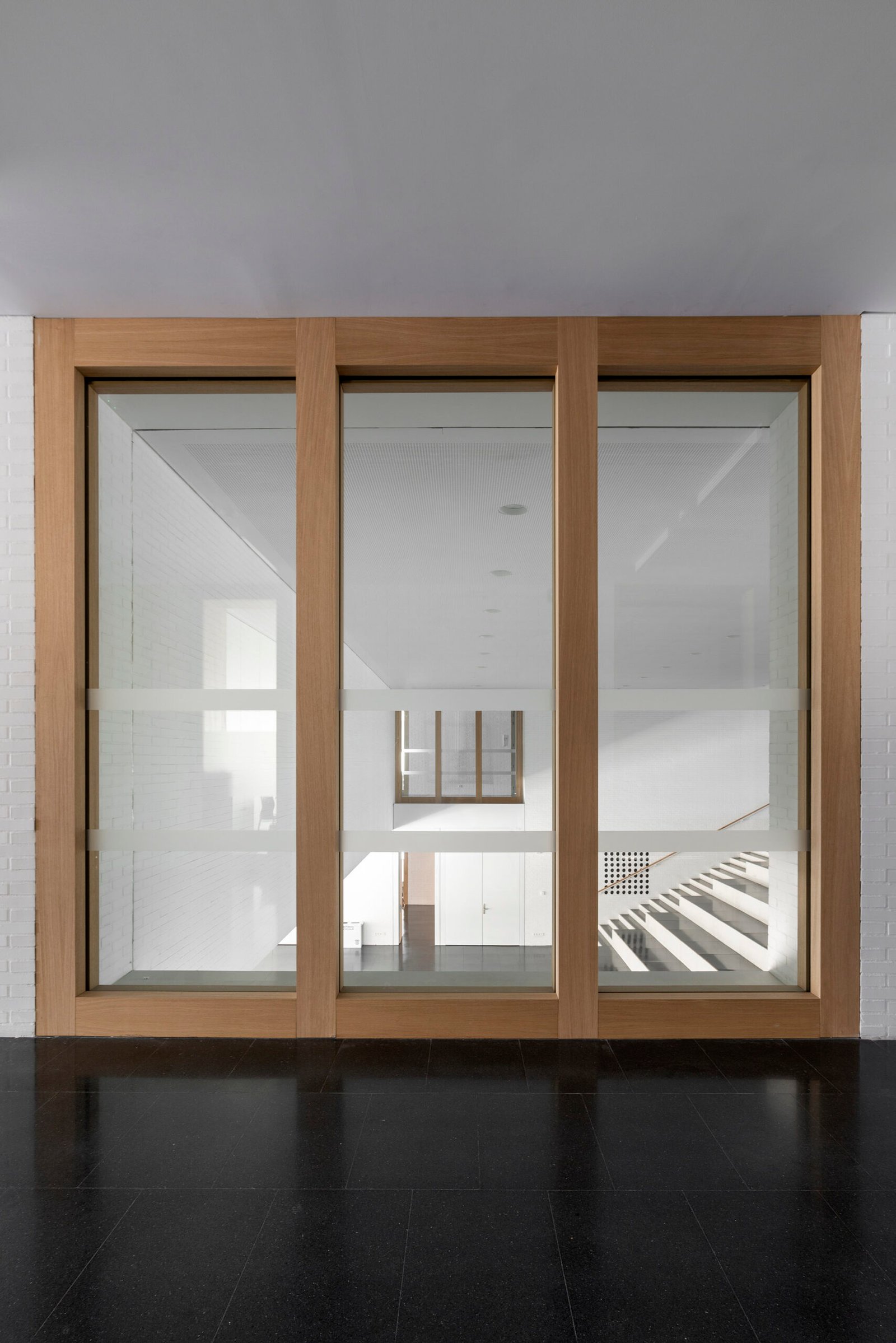 Edificio de ladrillo en la UFV | Tuñón y Albornoz Arquitectos (Luis Asín)