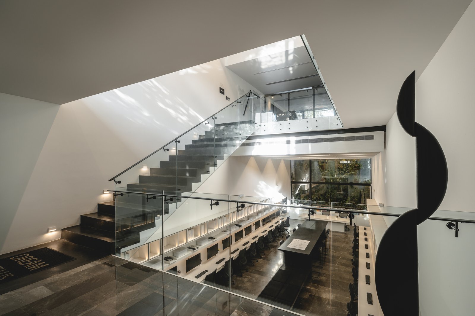 Arkham_Projects_The_Asylum_Manolo Solis_AeB_Mexico (31)