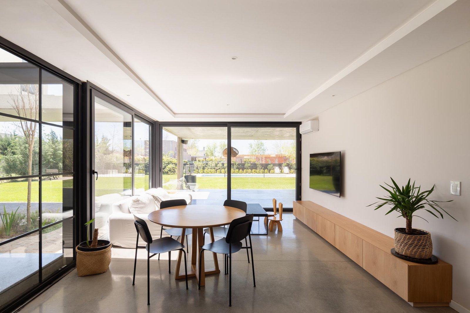 Estudio STGO &ndash; Casa para un hermano (Ramiro Sosa) (31)