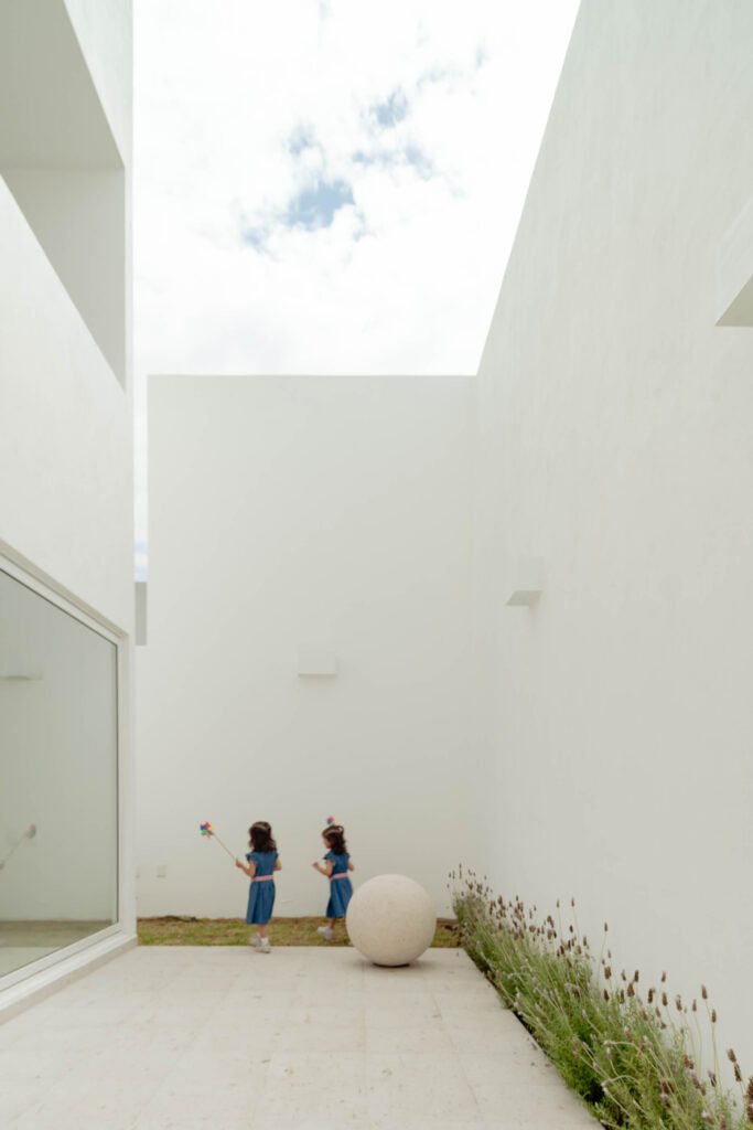 Ikanimej_CaminoViejo_AmyBello_2023-16