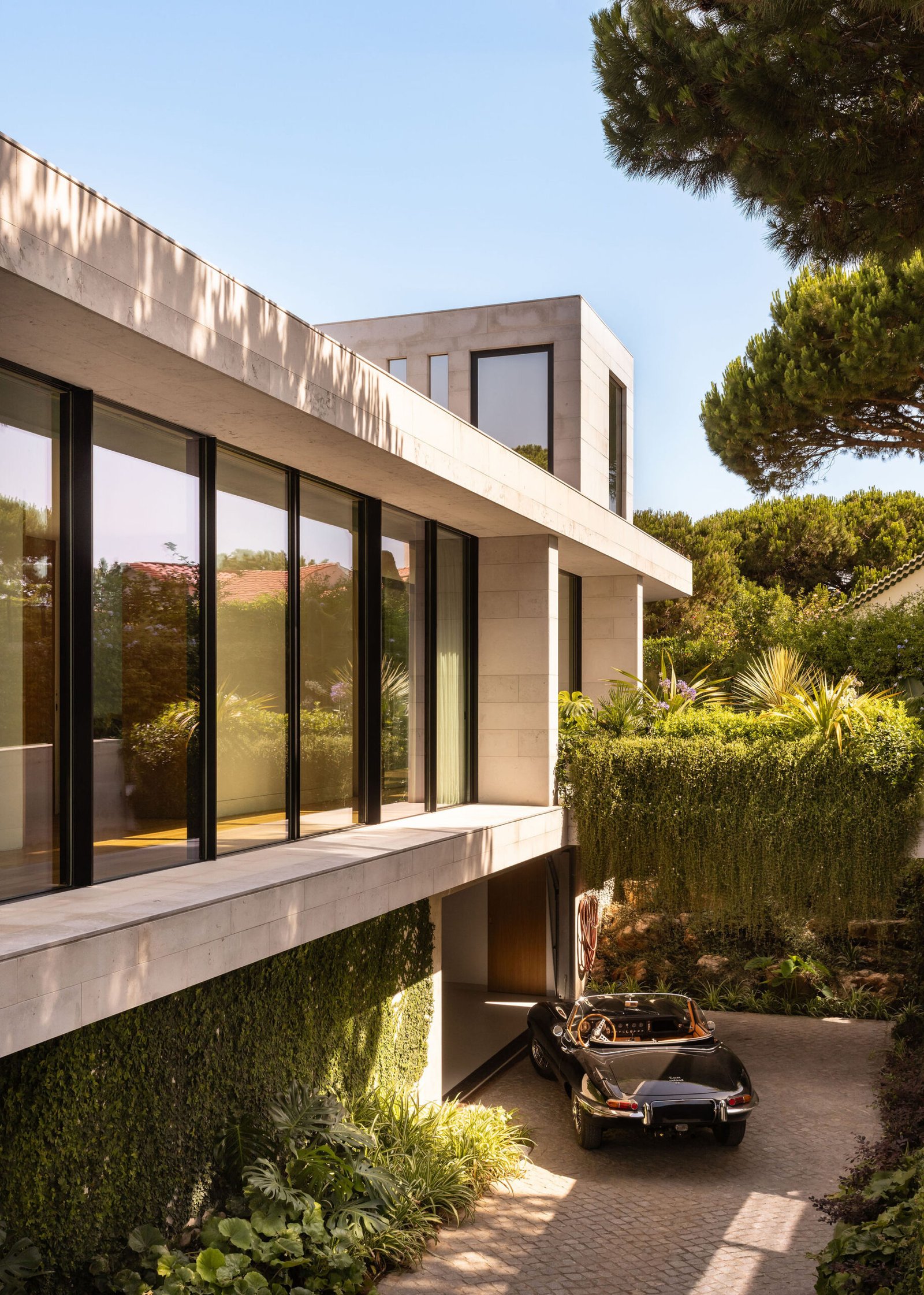 Jo&atilde;o Tiago Aguiar &ndash; Casa V (Francisco Nogueira) (65)