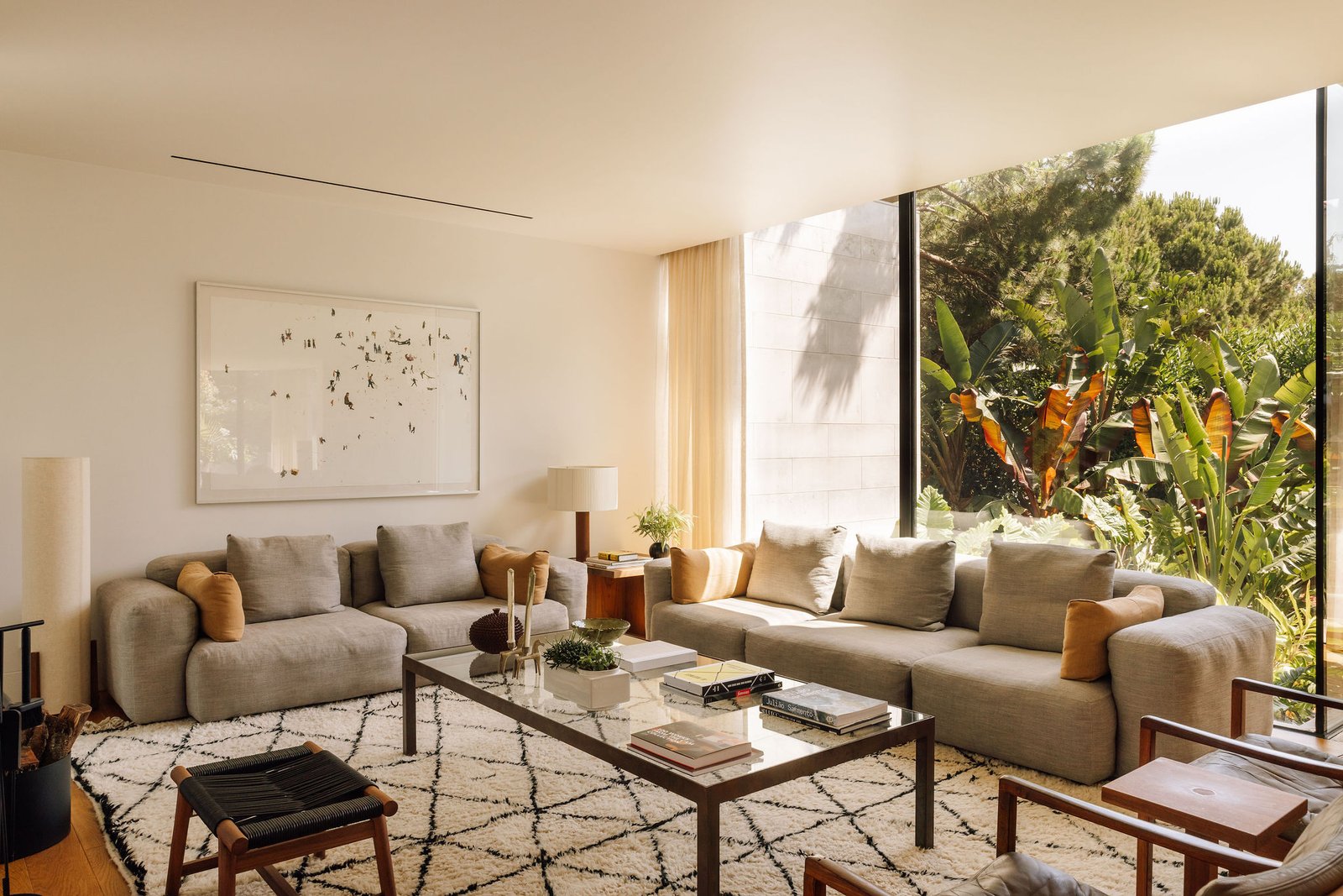 Jo&atilde;o Tiago Aguiar &ndash; Casa V (Francisco Nogueira) (70)