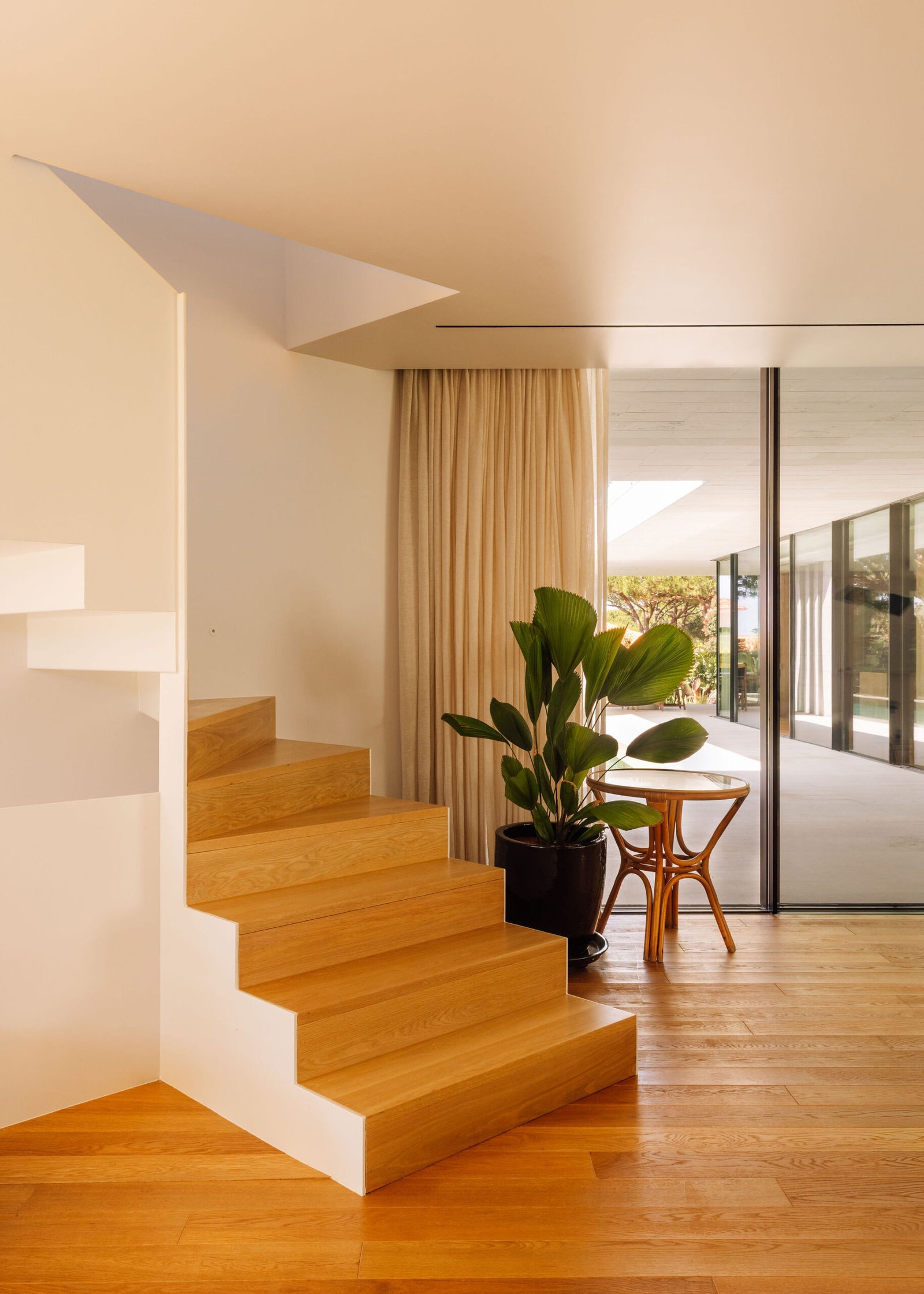 Jo&atilde;o Tiago Aguiar &ndash; Casa V (Francisco Nogueira) (77)