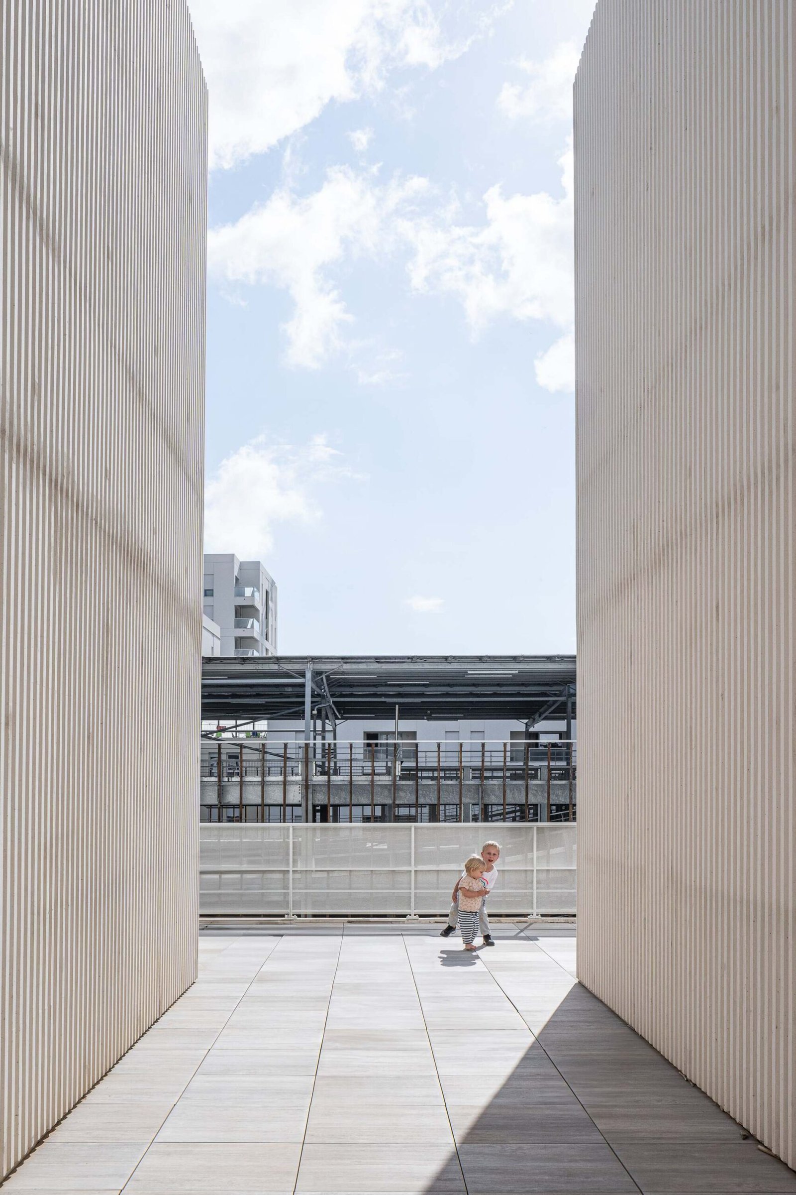 Rémy MARCIANO architecte – Edificio Mixto Mediterráneo Alpha XXL (Stéphane Aboudaram – we are content (s)) (27)