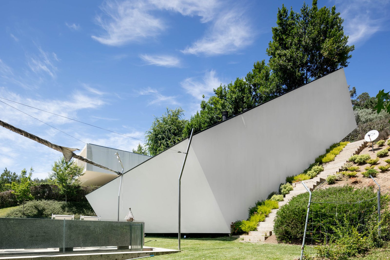 Eduardo Souto de Moura – Casa Ponte de Lima (João Morgado) (10)