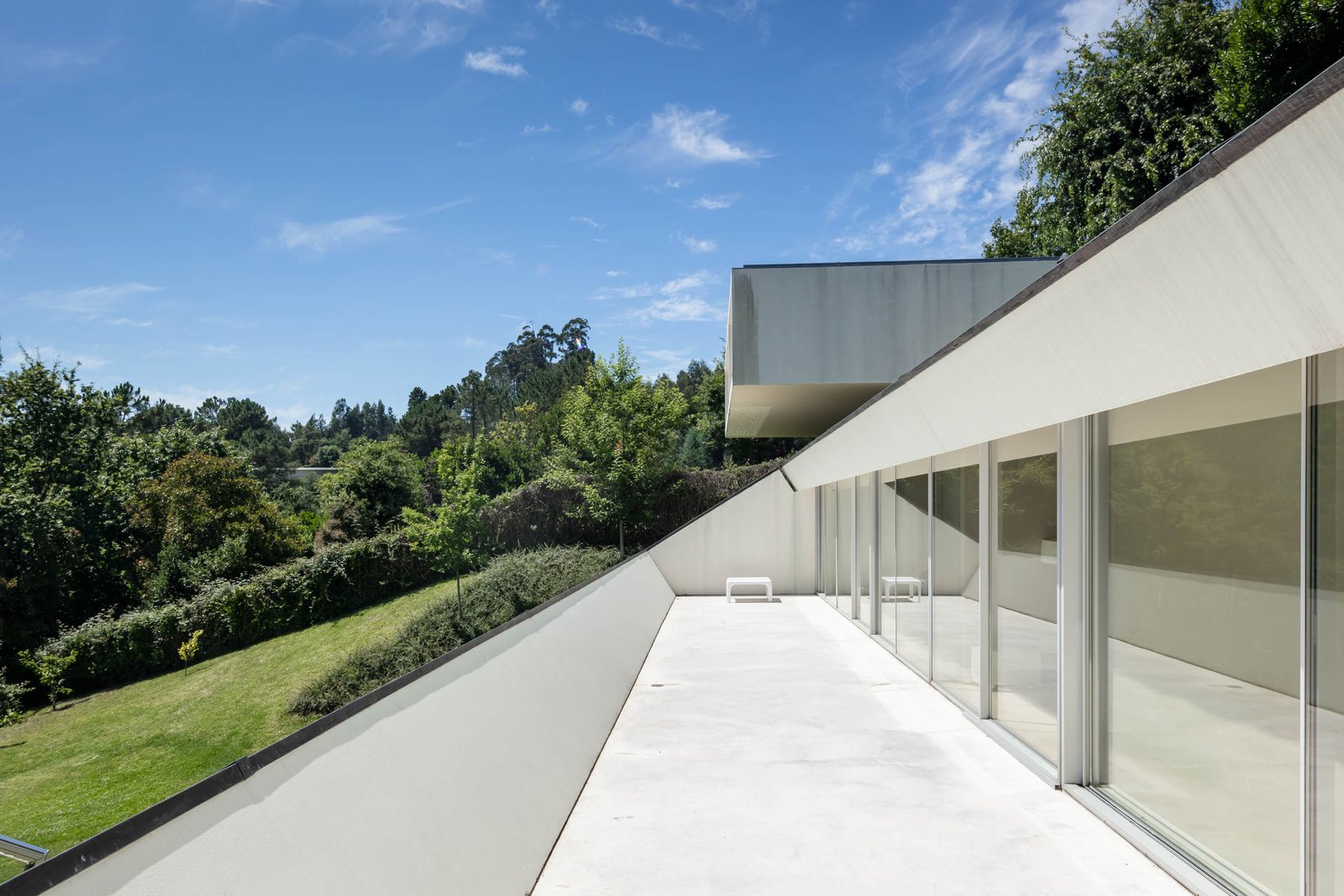 Eduardo Souto de Moura – Casa Ponte de Lima (João Morgado) (16)