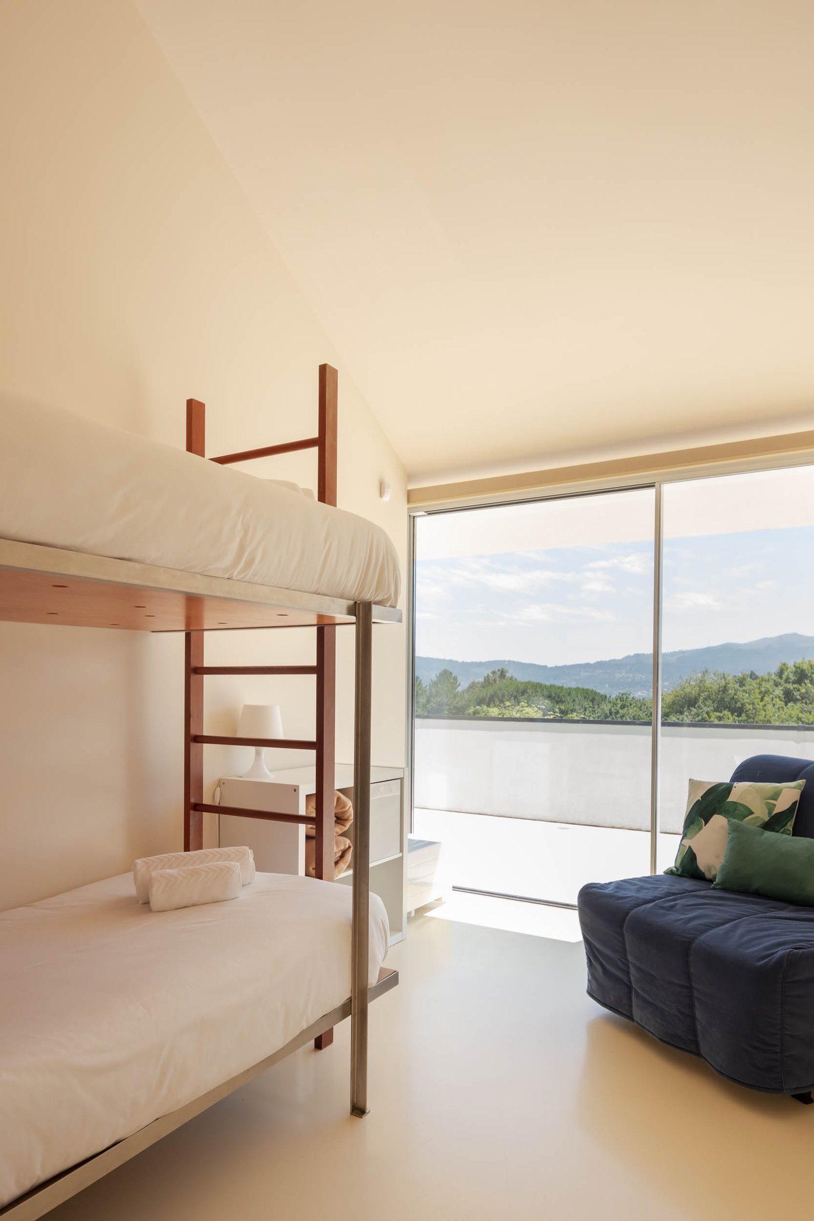 Eduardo Souto de Moura – Casa Ponte de Lima (João Morgado) (18)