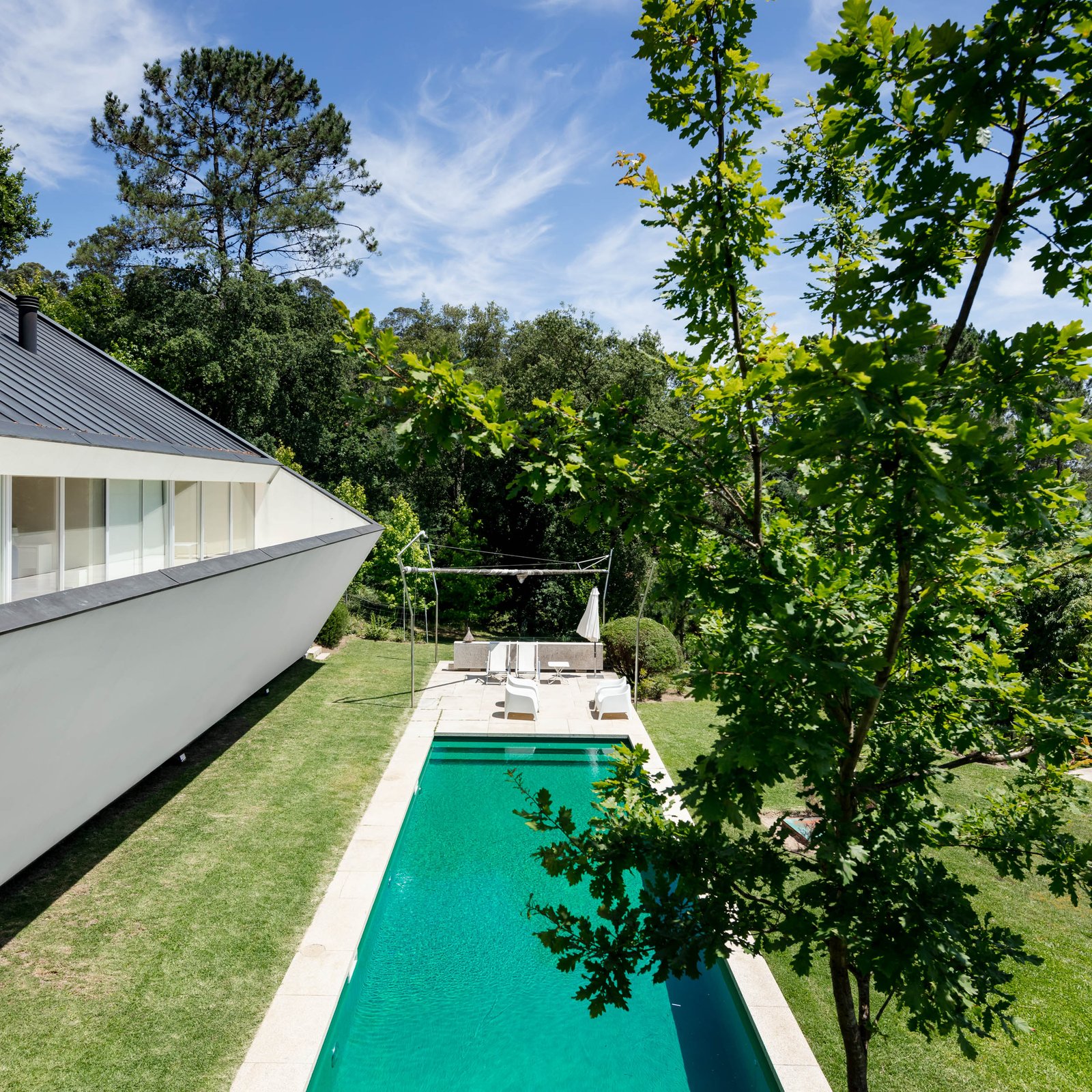 Eduardo Souto de Moura – Casa Ponte de Lima (João Morgado) (7)