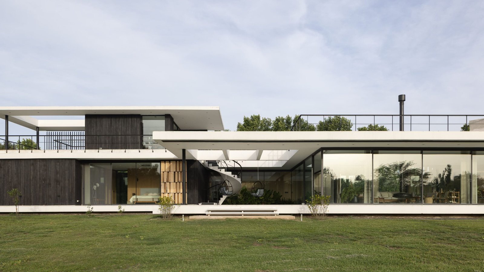 Meneghetti Arquitectos – Casa Golf (Fernando Schapochnik) (2)