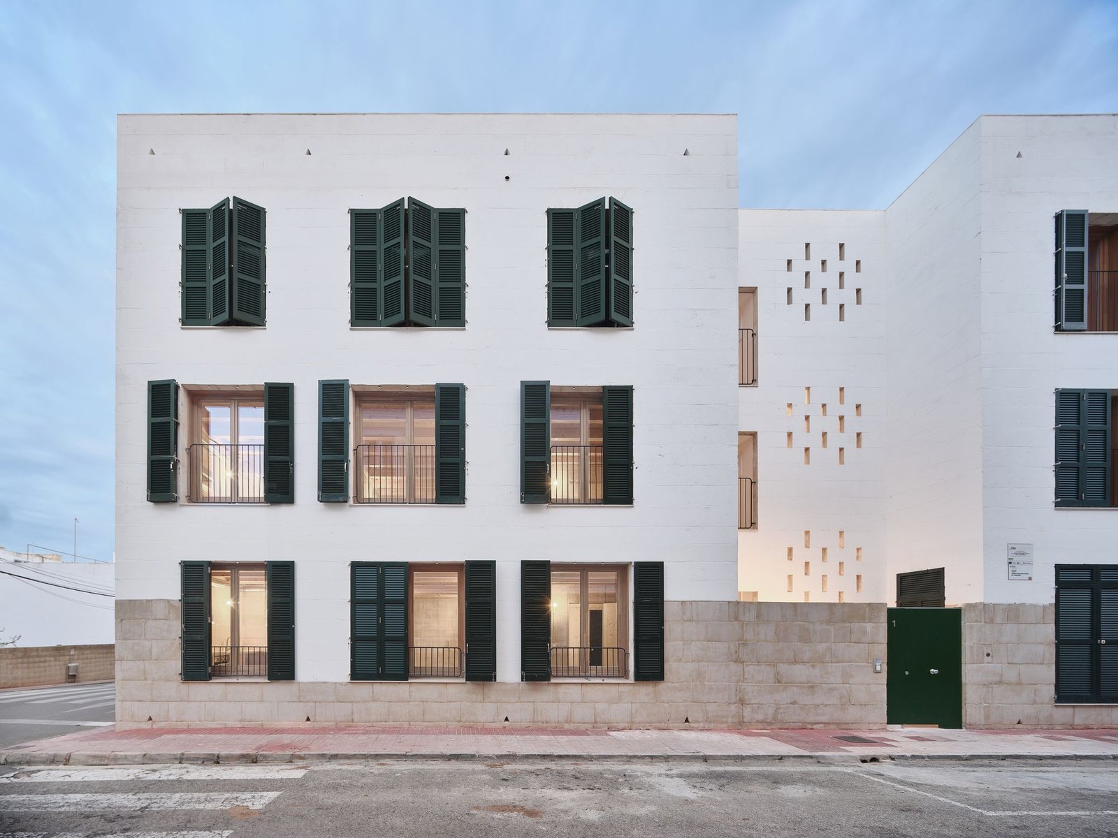 &copy; Adri&agrave; Goula