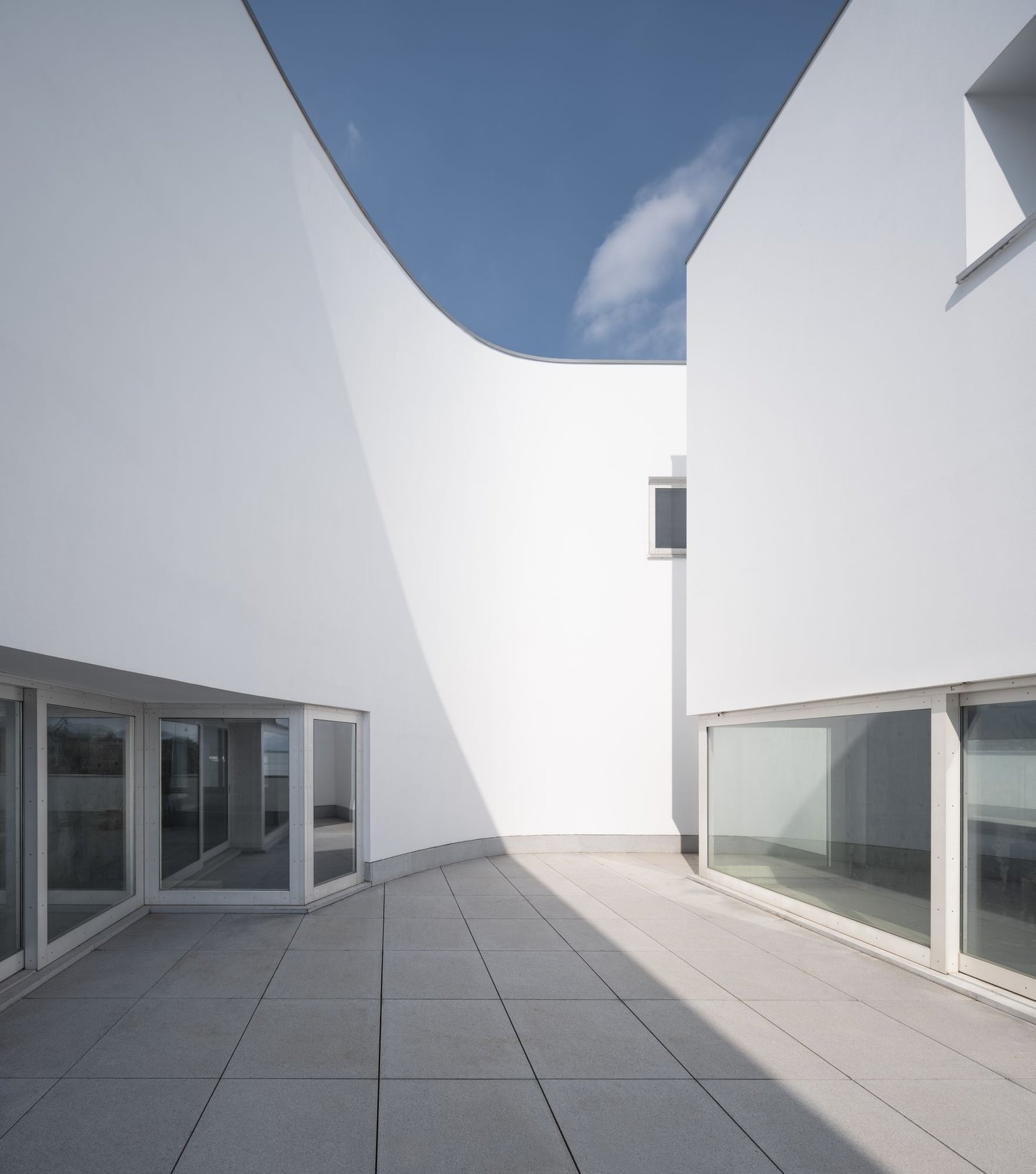 &Aacute;lvaro Siza + Carlos Castanheira &ndash; Casas del Lago Dongqian (Houpictures) AeB (83)