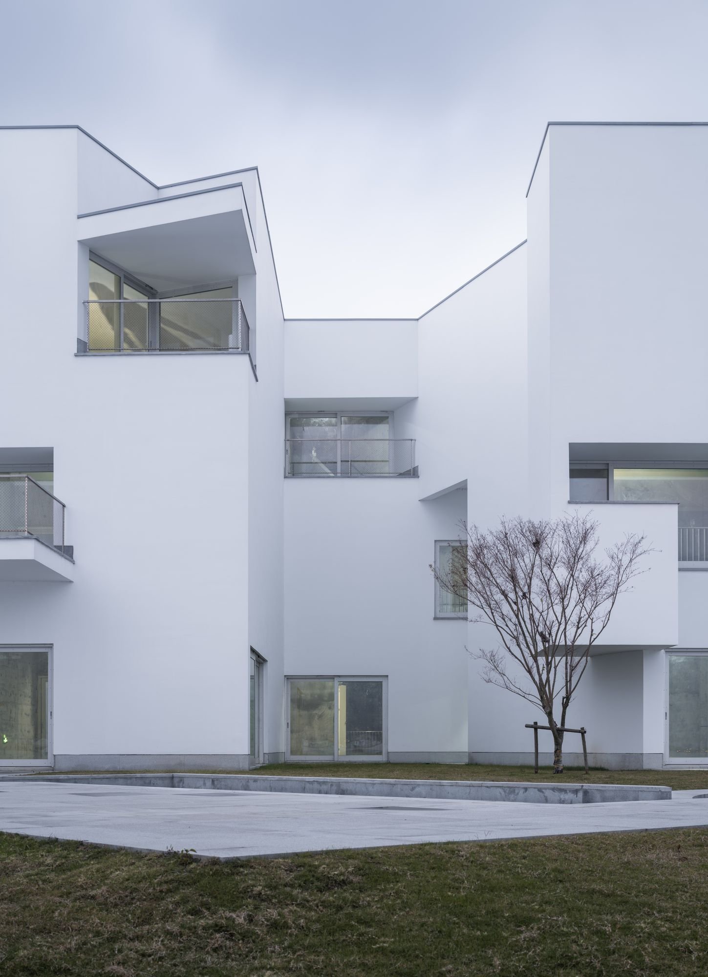 &Aacute;lvaro Siza + Carlos Castanheira &ndash; Casas del Lago Dongqian (Houpictures) AeB (88)