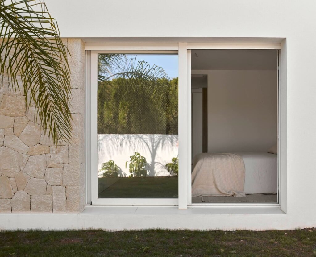 Casa Filipines Ventanal