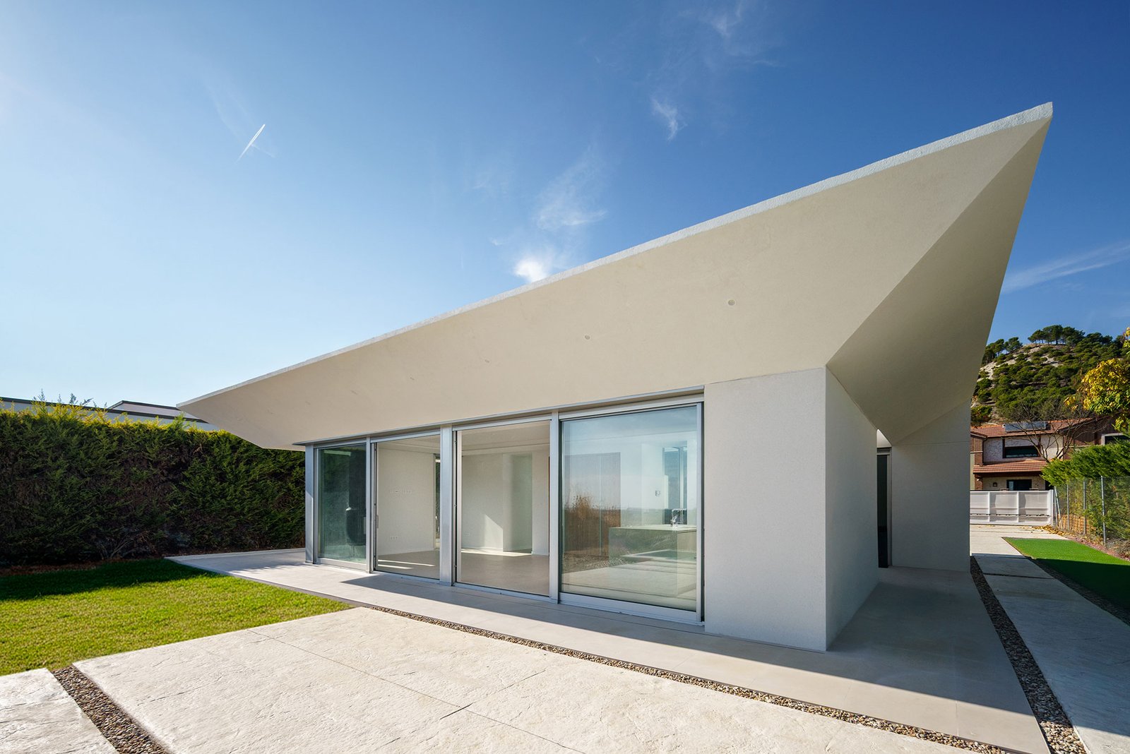 Cobo Donoso Arquitectos &ndash; Casa C4 Minimal (David Spence) (13)