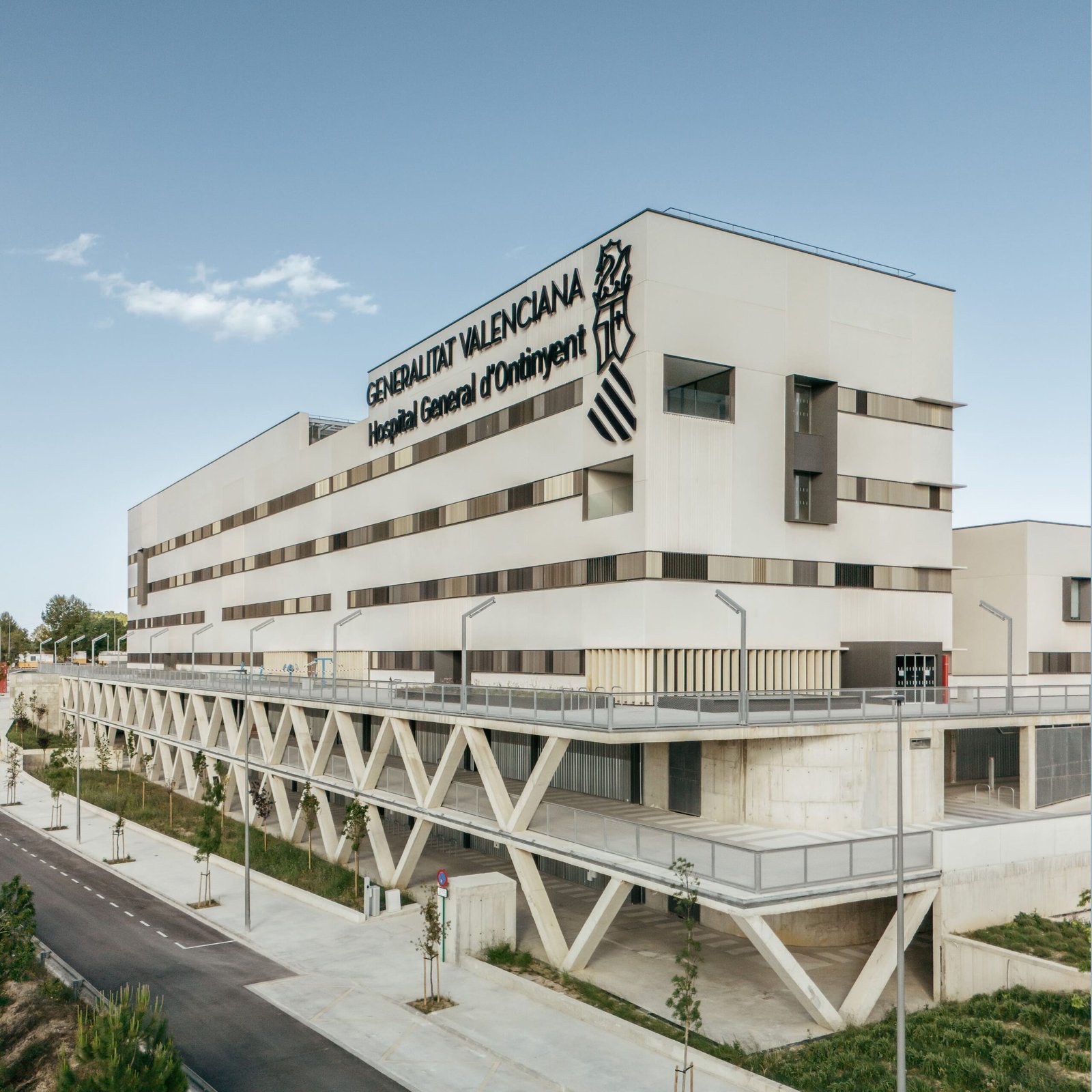 Contell-Mart&iacute;nez Arquitectos + Manuel Vega Arquitectos &ndash; Nuevo Hospital Ontinyent (Alejandro G&oacute;mez Vi (22)