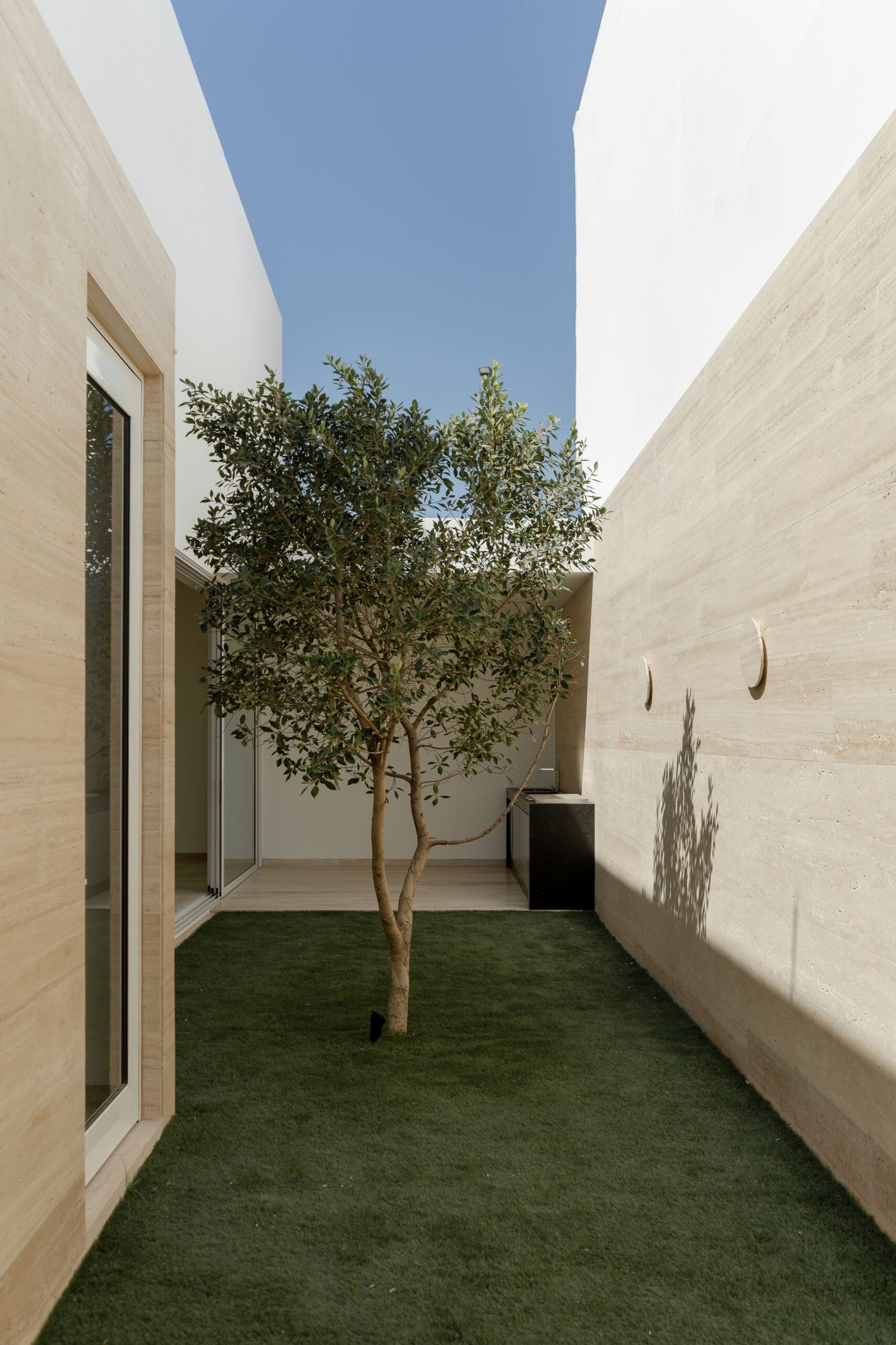 Ha Studio &ndash; Casa Parrain (Luz Imelda Castillo) (5)