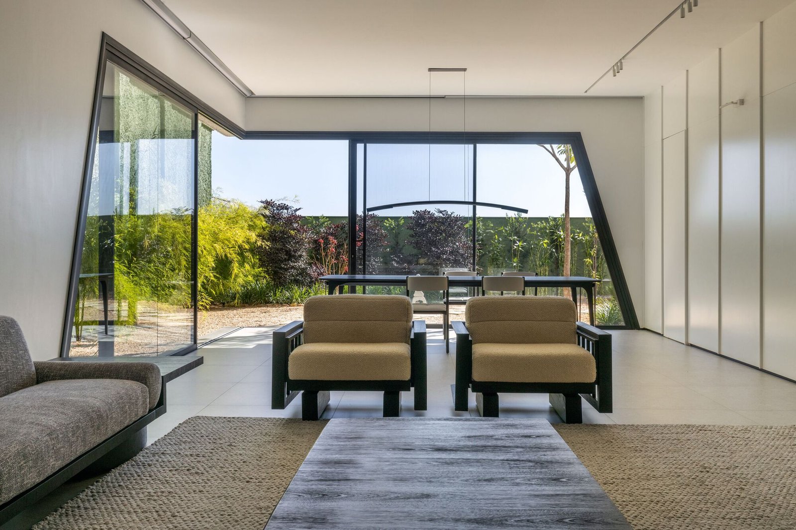 Leo Romano &ndash; Casa Jap&oacute;n(Edgard C&eacute;sar) AeB (23)