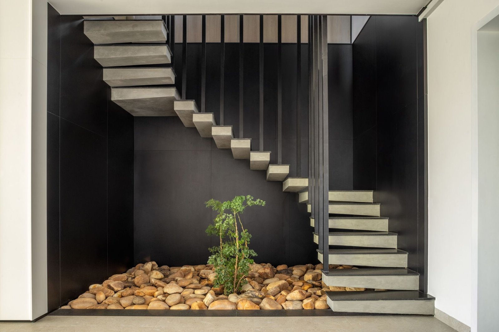 Leo Romano &ndash; Casa Jap&oacute;n(Edgard C&eacute;sar) AeB (24)