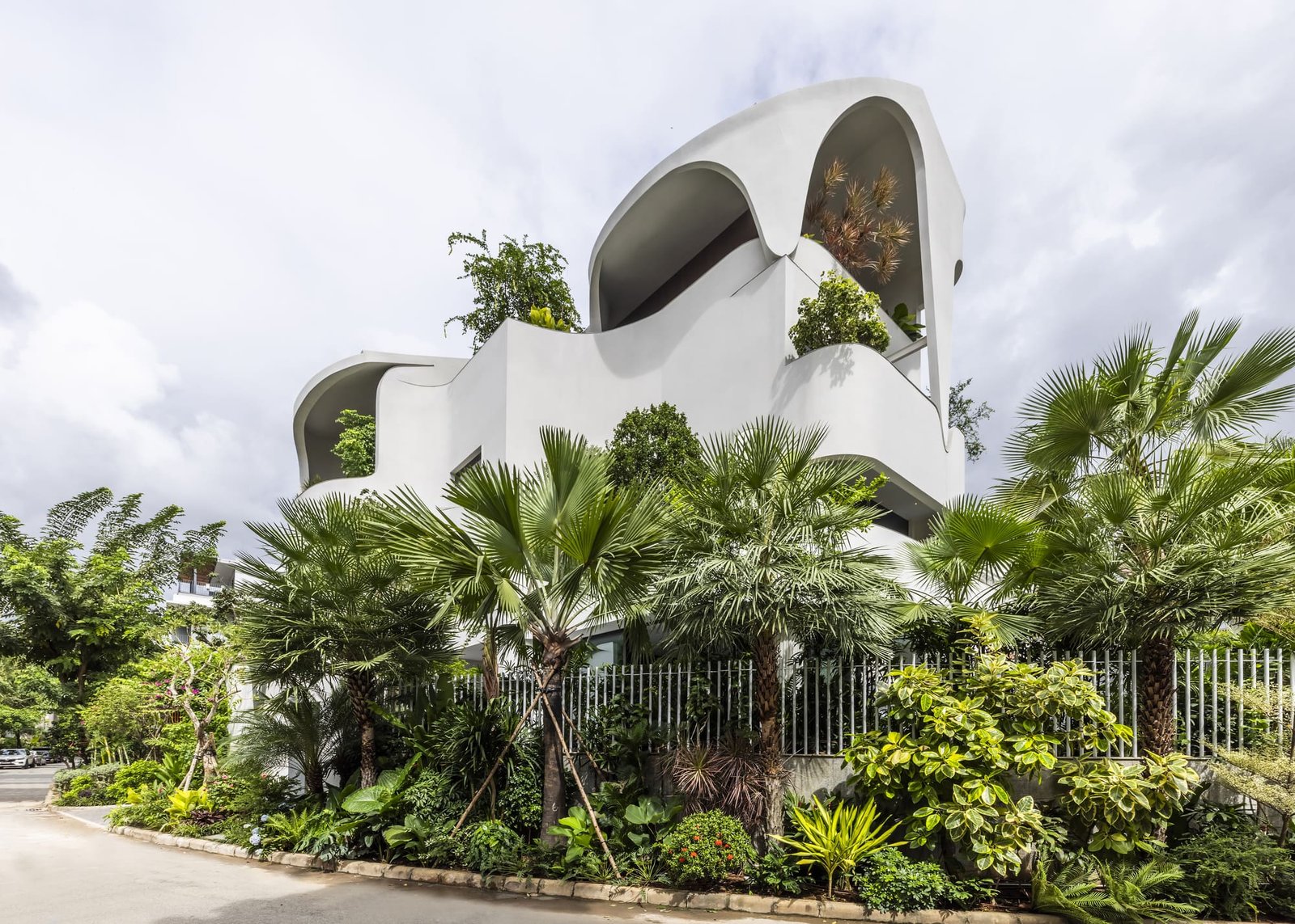 23o5studio – Casa Bongs (Hiroyuki Oki) (1)