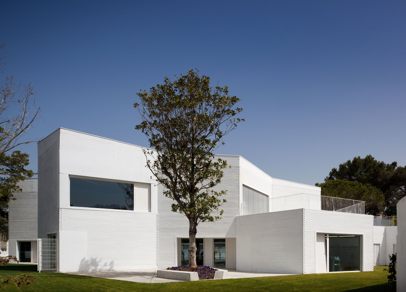 PROMONTORIO – Parque Kindergarten (Fernando Guerra) (3)