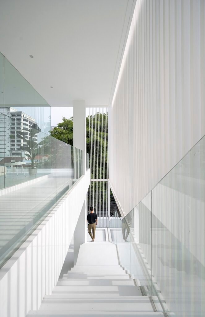 Unknown Surface Studio – Casa Lienzo (Rungkit Charoenwat) (12)