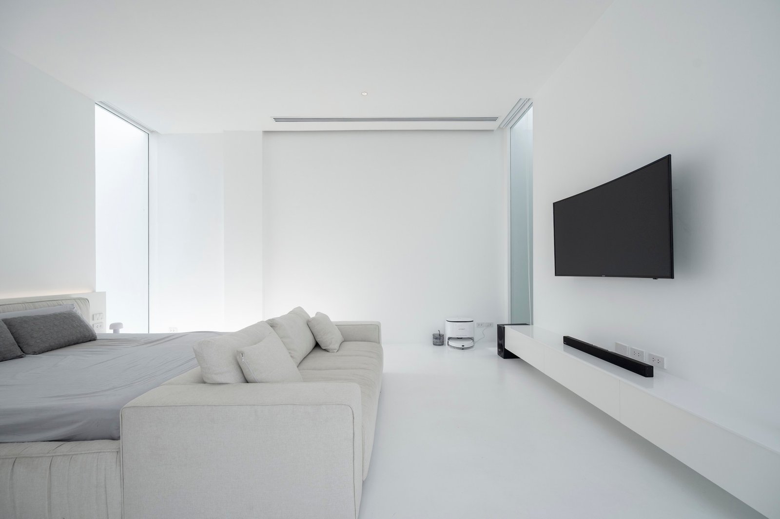 Unknown Surface Studio – Casa Lienzo (Rungkit Charoenwat) (15)