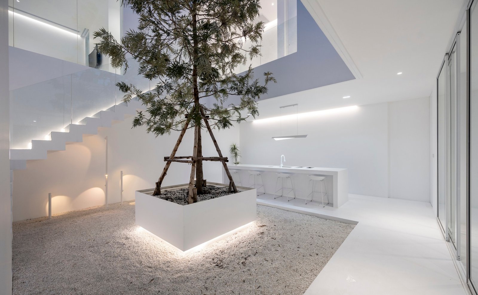 Unknown Surface Studio – Casa Lienzo (Rungkit Charoenwat) (27)