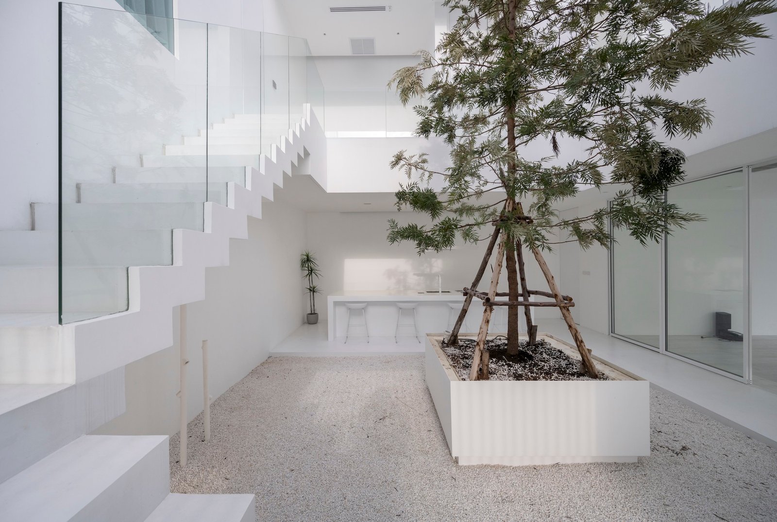Unknown Surface Studio – Casa Lienzo (Rungkit Charoenwat) (7)