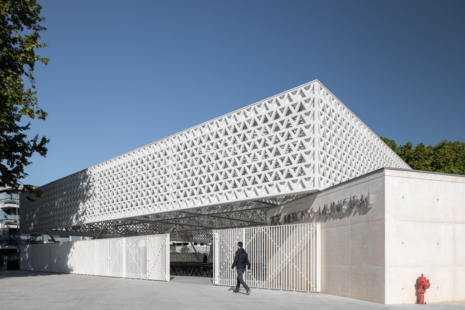 Mercado Municipal de Famalicão do Arquitecto Rui Mendes Ribeiro